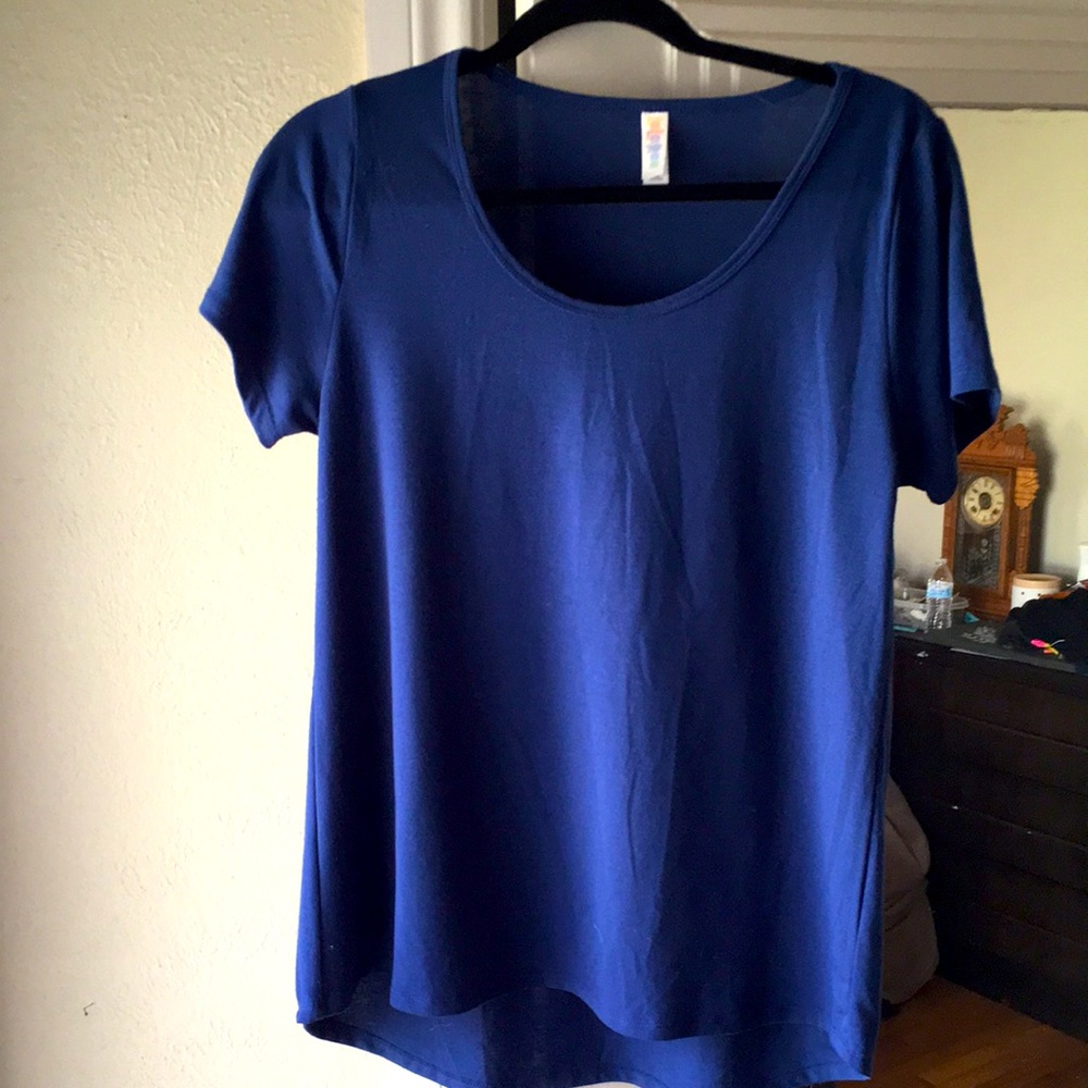 Blue lularoe top
